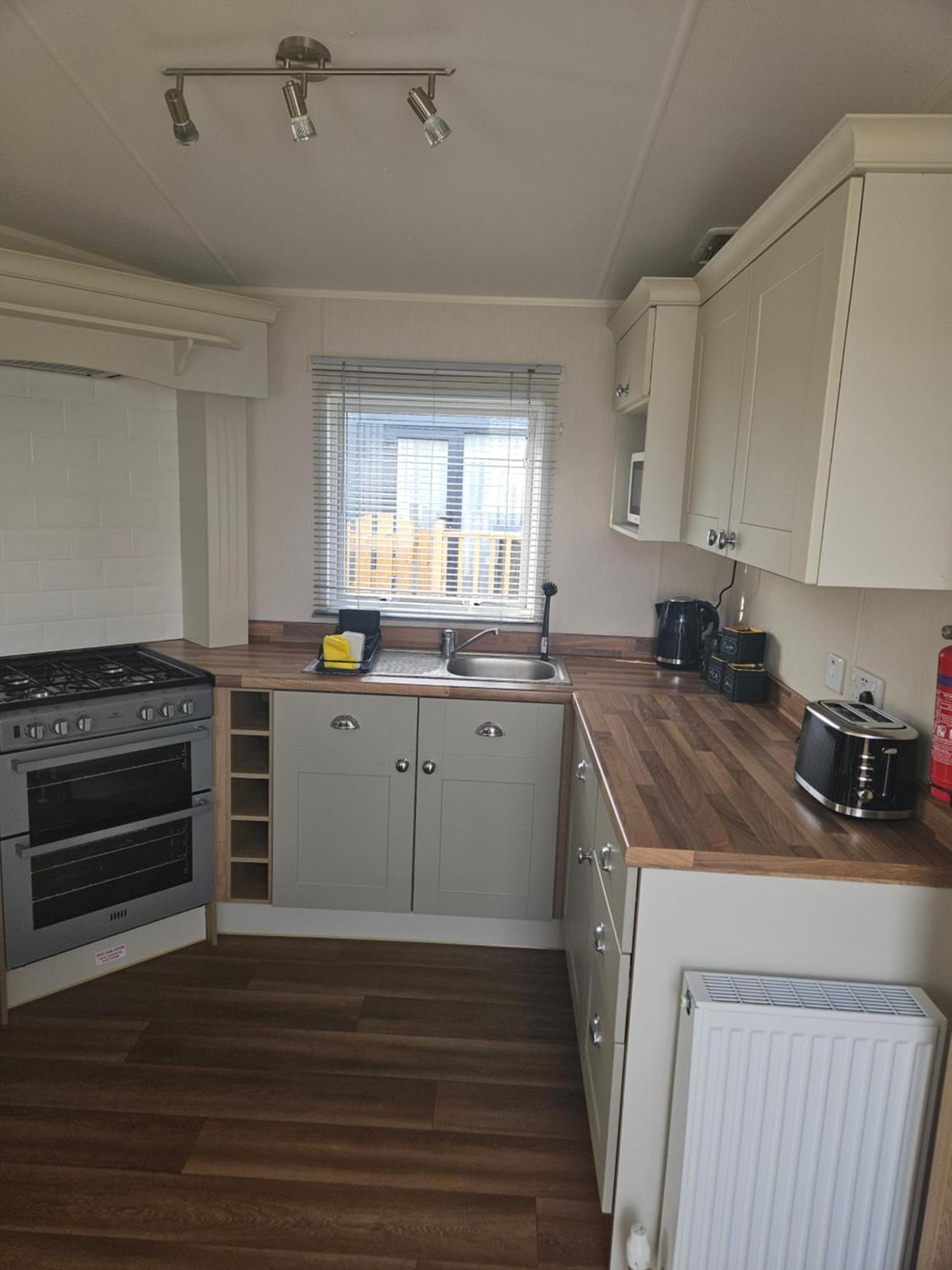 Lytham Luxe 6 Birth Caravan Weeton  Esterno foto