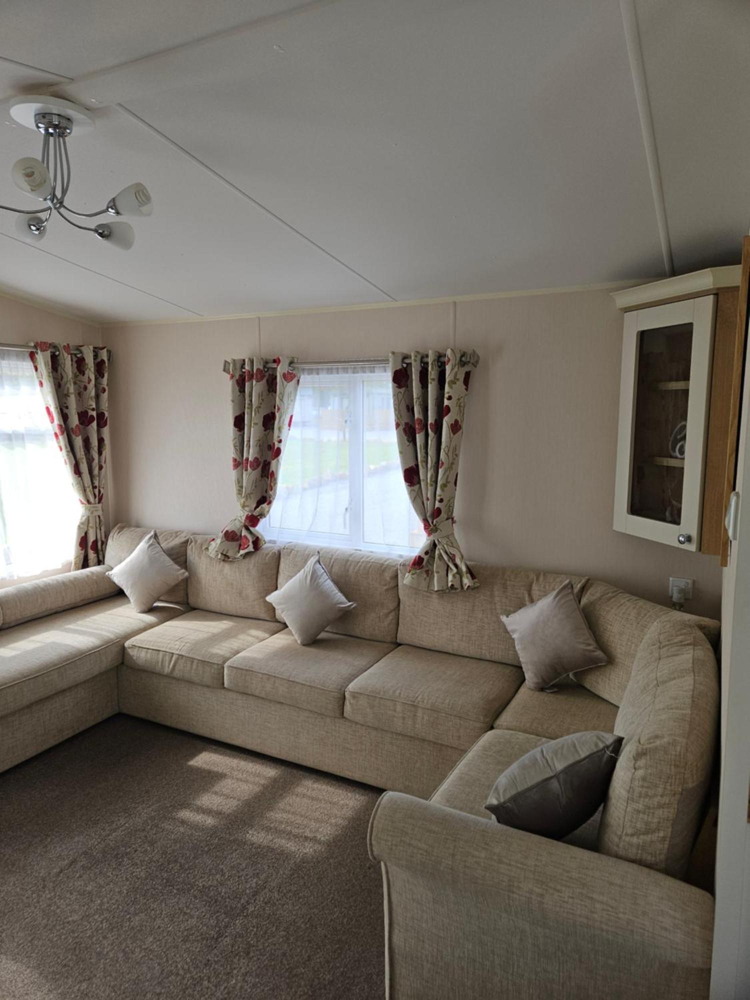 Lytham Luxe 6 Birth Caravan Weeton  Esterno foto